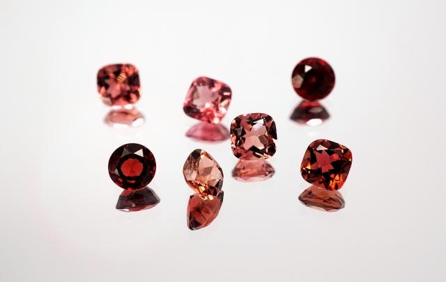 11月1日の誕生石バラク